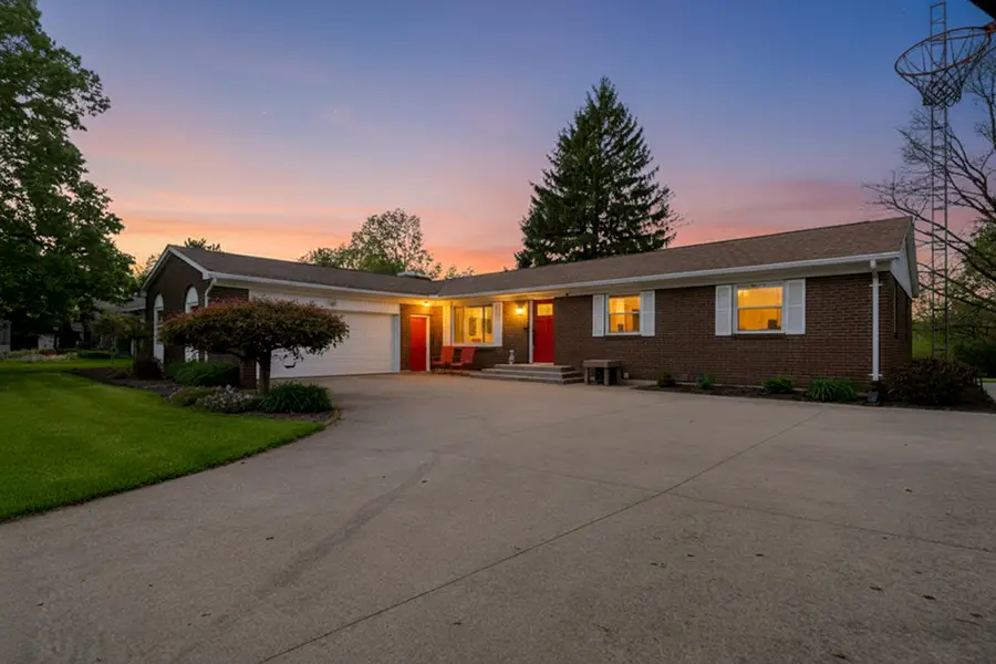 708 Arrowhead Drive, Sidney, OH 45365 - #2
