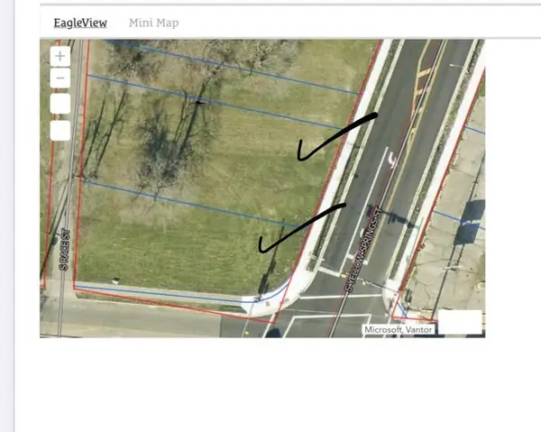 419 S Yellow Springs Street, Springfield, OH 45506