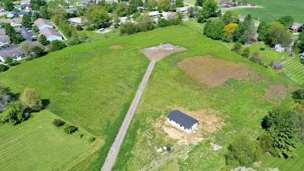 342 W Columbus Road, South Charleston, OH 45368