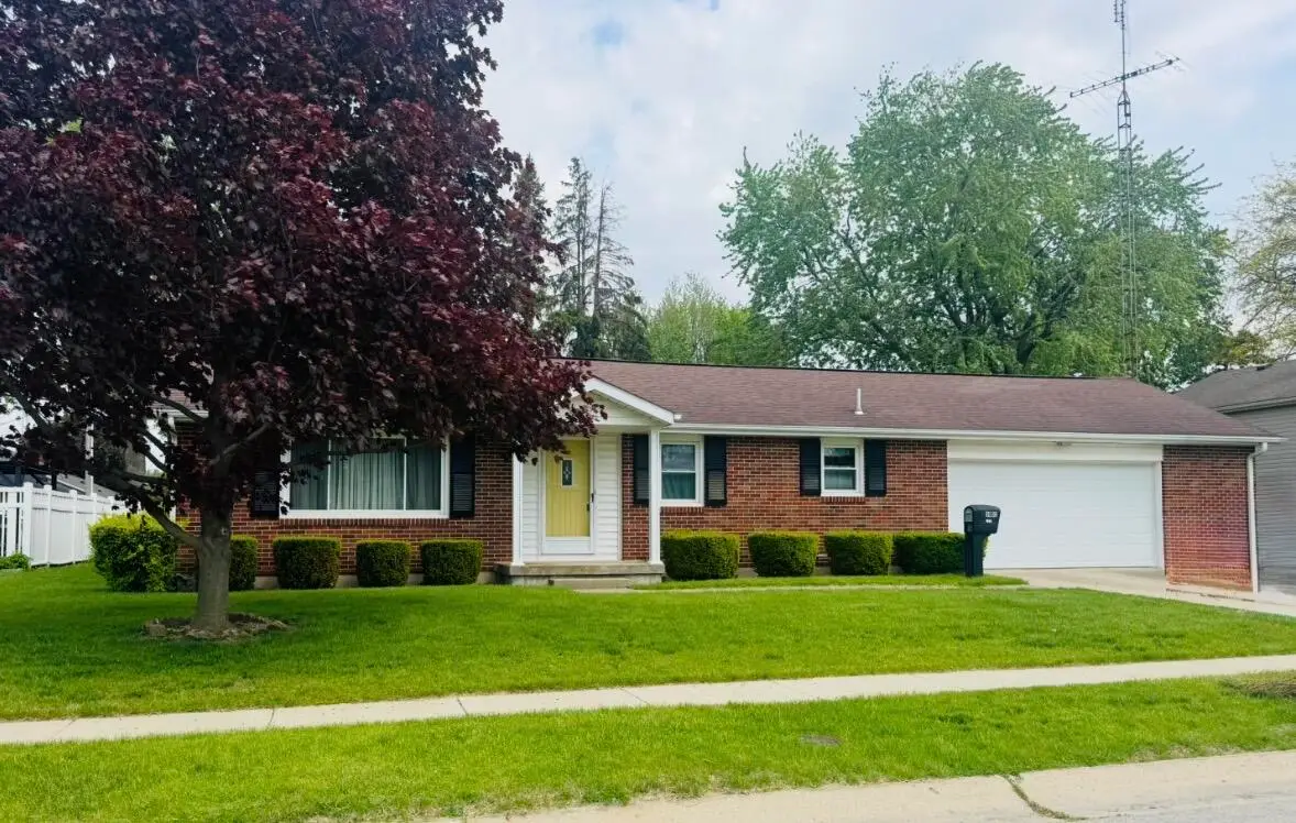 208 Lincoln Drive, Celina, OH 45822 - #1