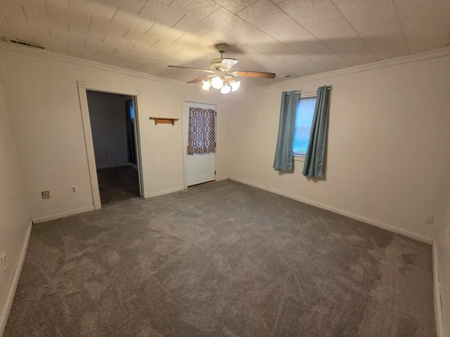 1030 Hendricks Avenue, Saint Marys, OH 45885 - #3