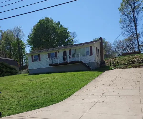 1990 Connect Road, Barberton, OH 44203
