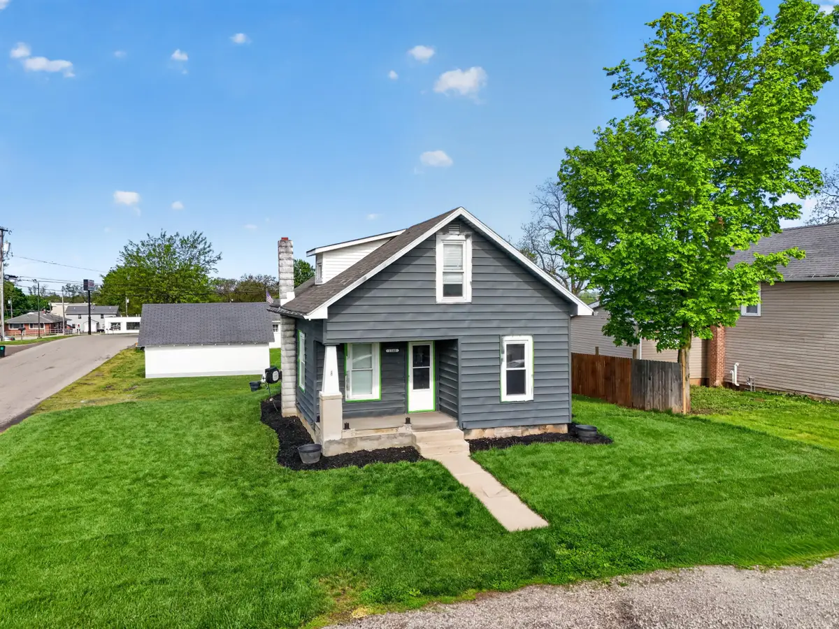 1160 S Greenwood Street, Bellefontaine, OH 43311 - #1