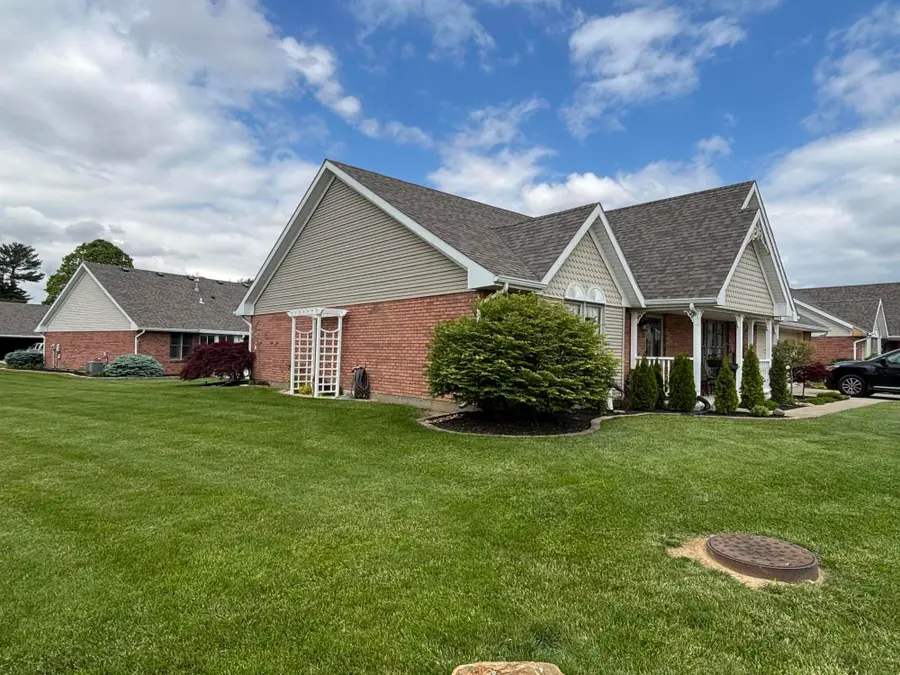 1524 New Castle Lane #.., Springfield, OH 45503 - #3