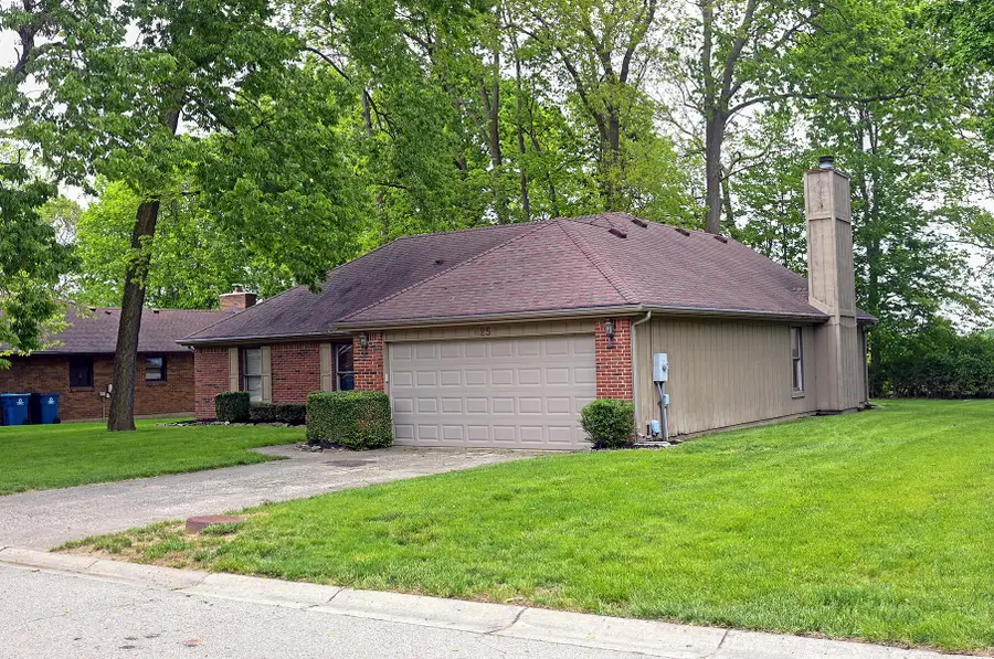 425 Richard, Tipp City, OH 45371 - #2