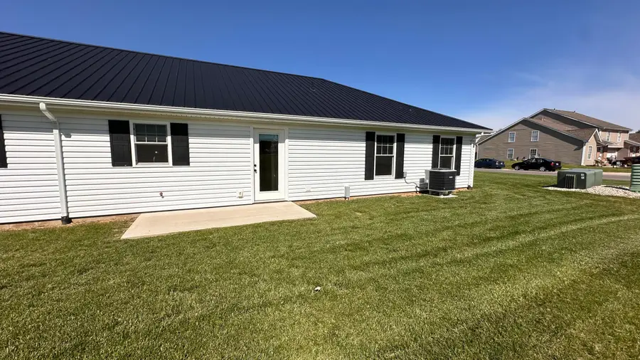 1611 Irene Drive #21, Bellefontaine, OH 43311 - #3
