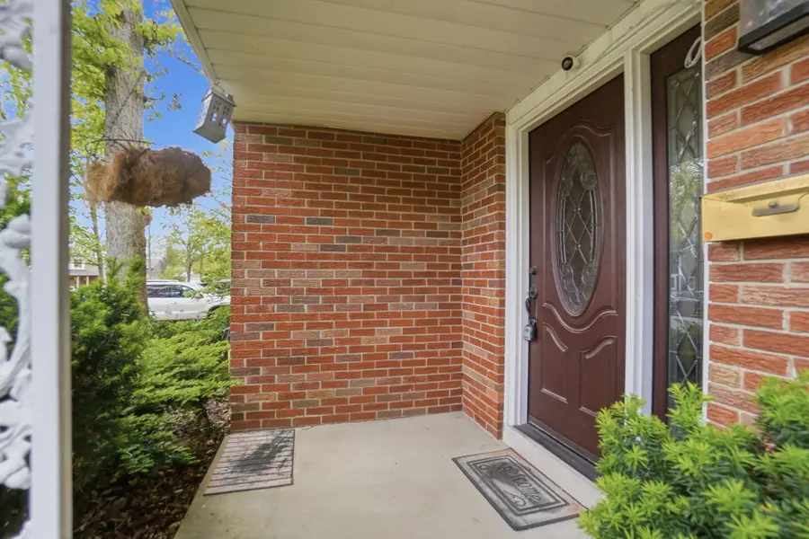 115 Barnsbury Drive, Lima, OH 45804 - #3