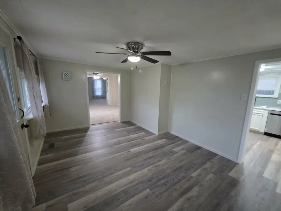 705 Oil Street, Saint Marys, OH 45885 - #3