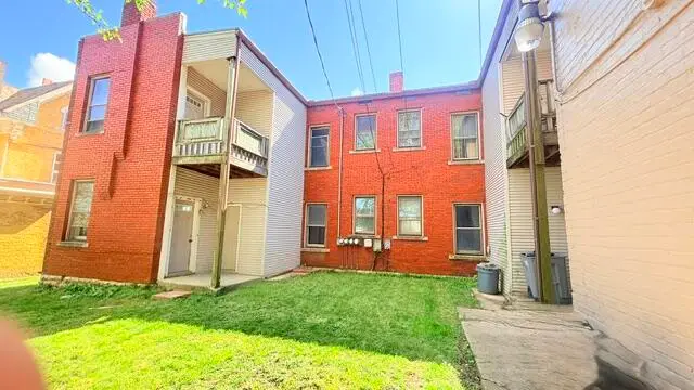 409 S Fountain Avenue, Springfield, OH 45506 - #3