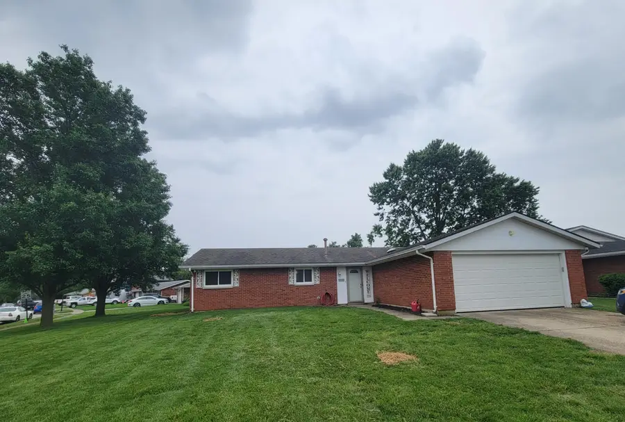 5408 Ottawa Drive, Fairborn, OH 45324 - #2
