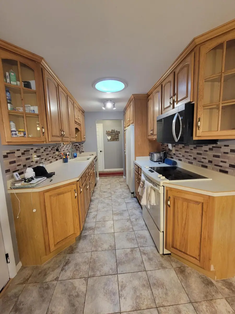 5408 Ottawa Drive, Fairborn, OH 45324 - #3