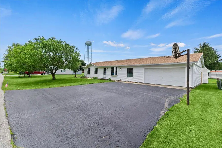 20 Dooley Drive, North Lewisburg, OH 43060 - #2
