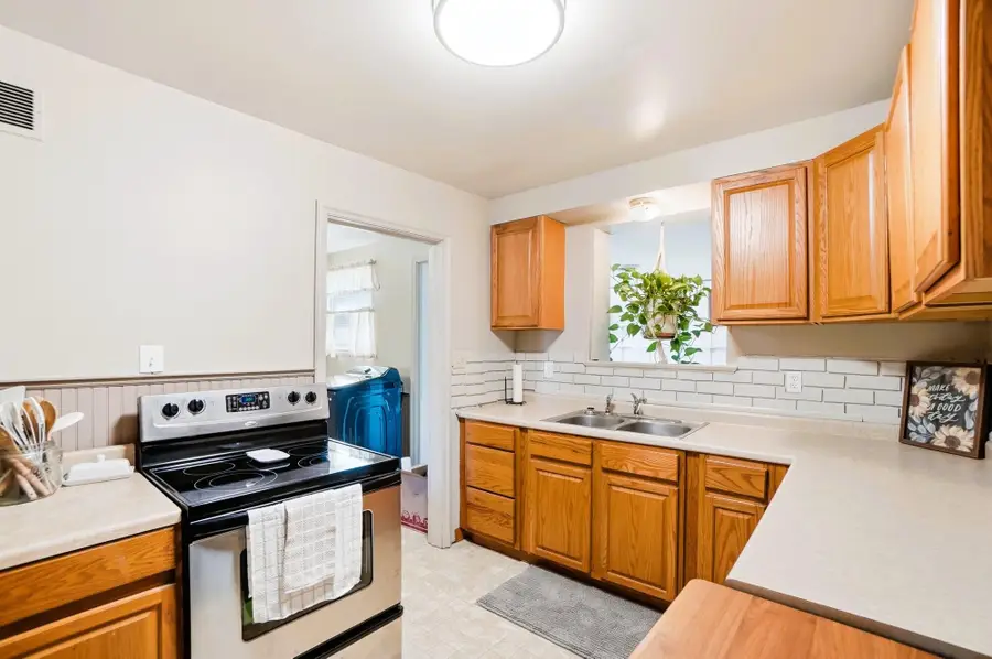 431 Meadow Lane, Springfield, OH 45505 - #3