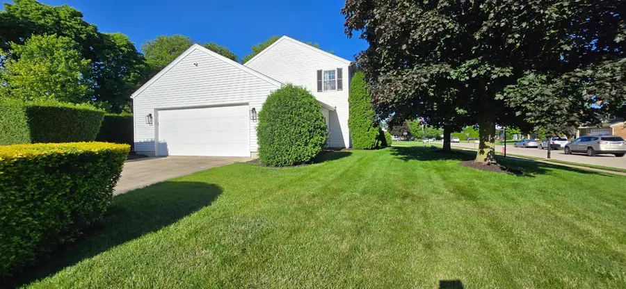 1814 Carlyle Drive, Piqua, OH 45356 - #3