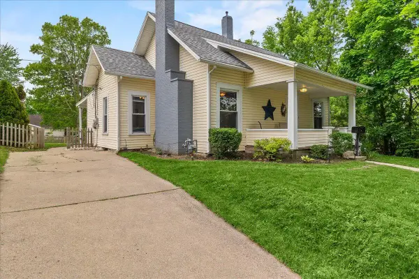 504 Center Avenue, Bellefontaine, OH 43311