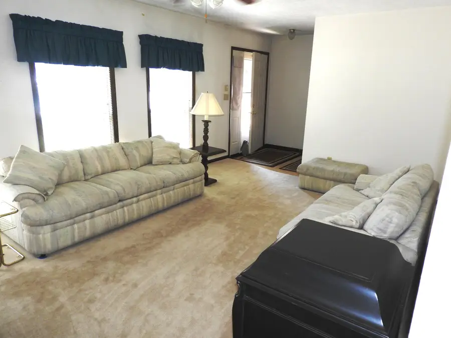 4024 Loop Drive, Englewood, OH 45322 - #3