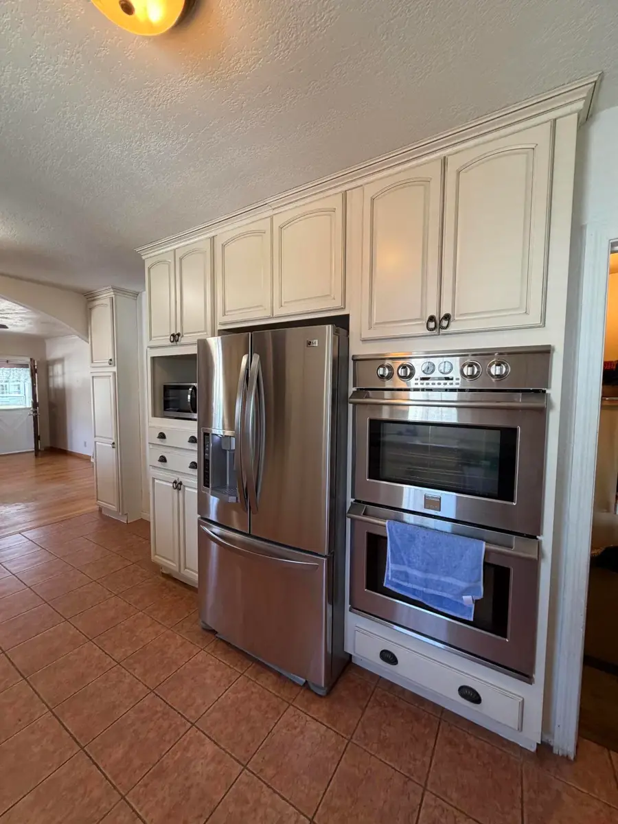 958 E Spring Street, Saint Marys, OH 45885 - #3