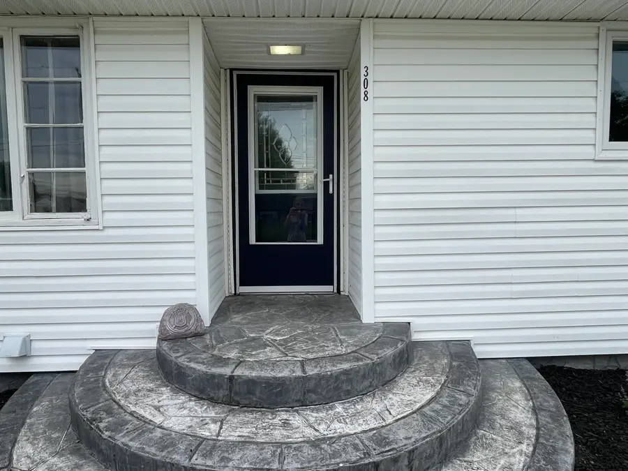 308 N Sycamore Street, Botkins, OH 45306 - #2