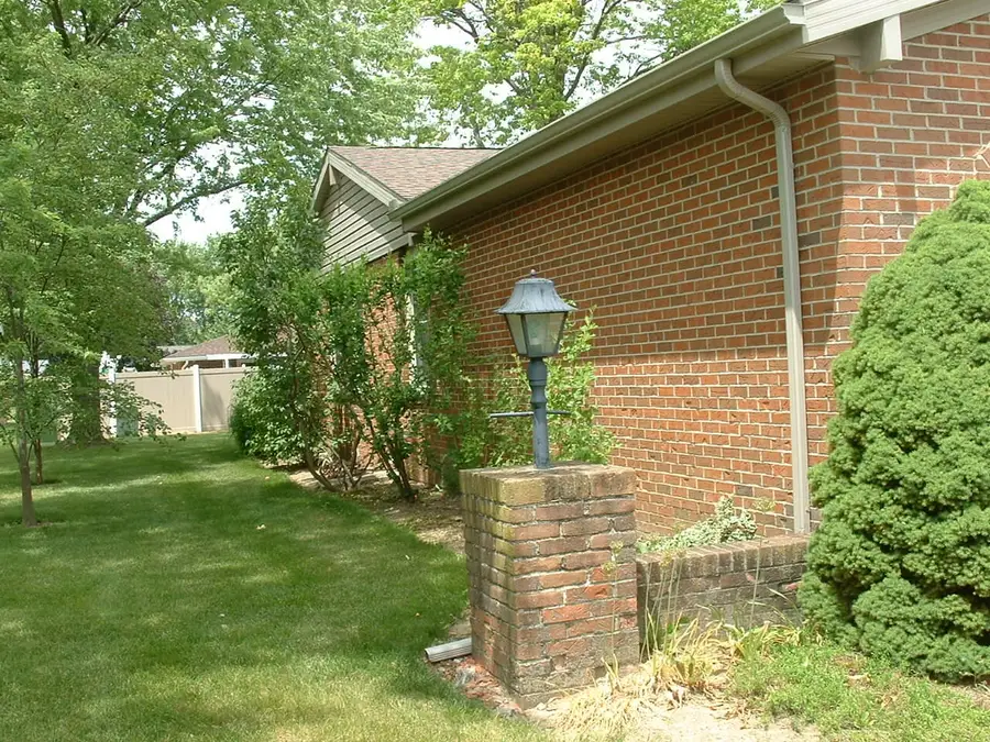 814 Aster Drive, Wapakoneta, OH 45895 - #3
