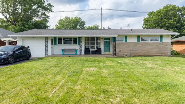 804 N Circle Drive, Wapakoneta, OH 45895