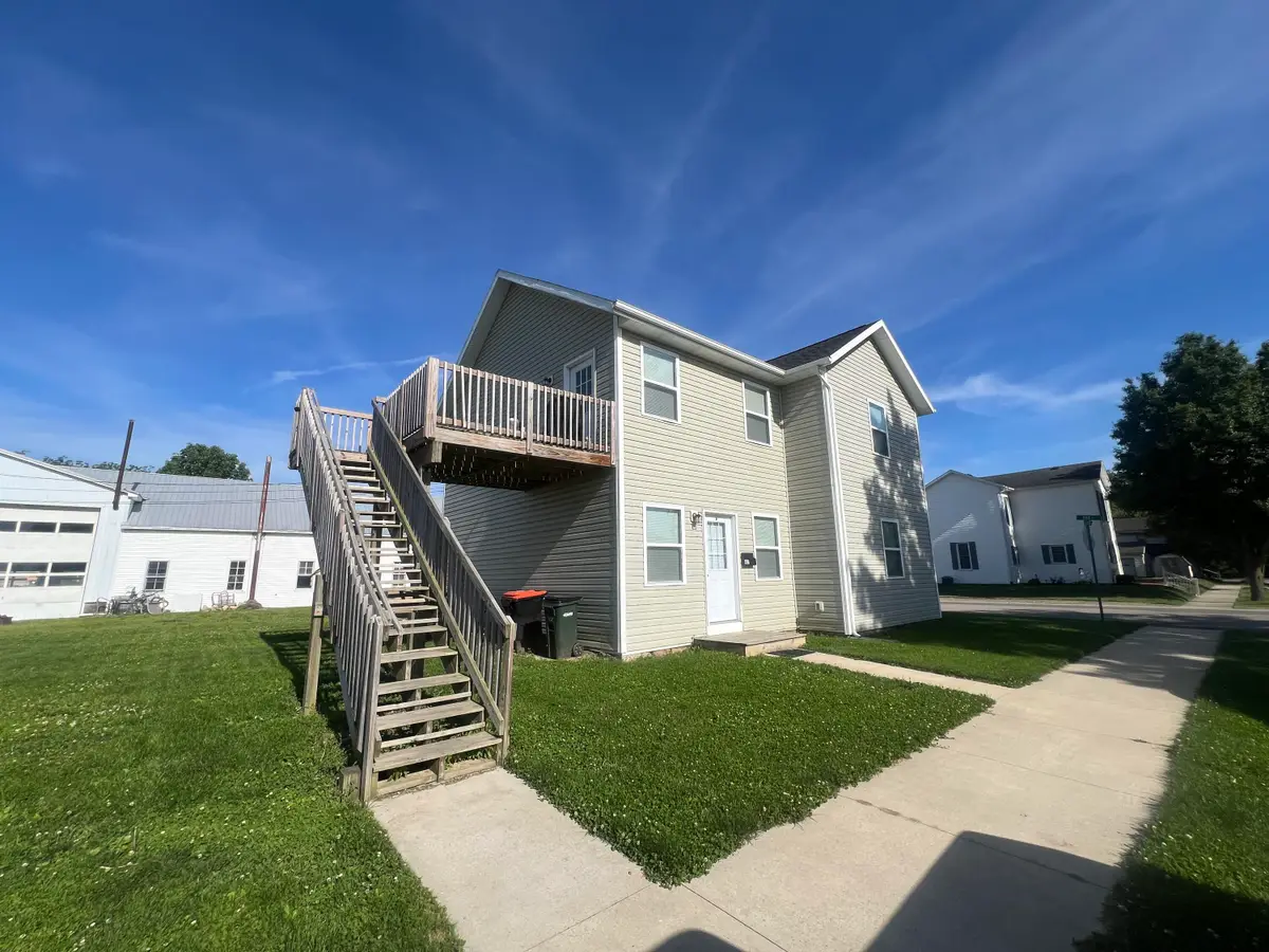 407 /409 Washington Street, Versailles, OH 45380 - #1