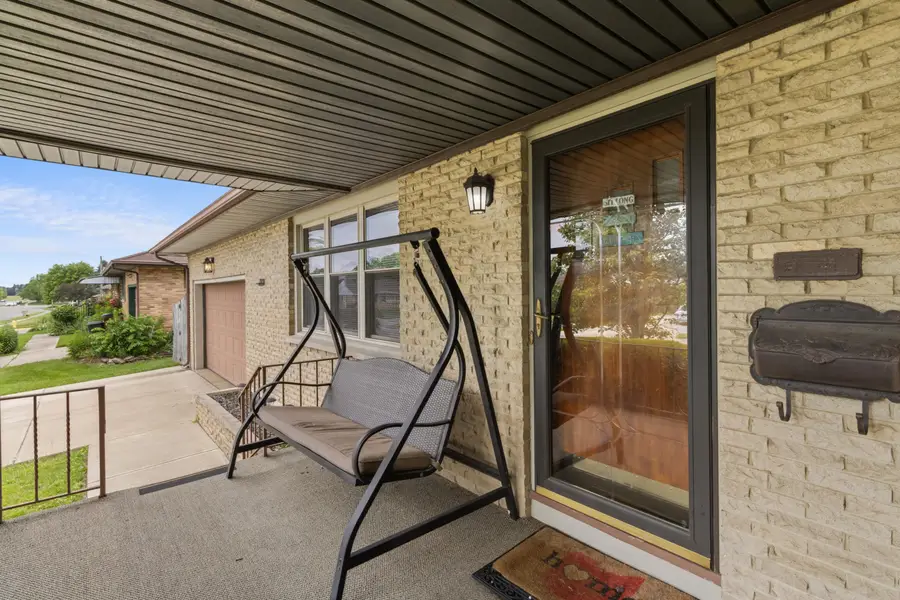 1820 Sierra Avenue, Springfield, OH 45503 - #2
