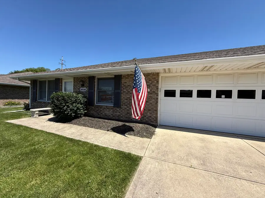 4936 E Brannan Drive, Springfield, OH 45502 - #2