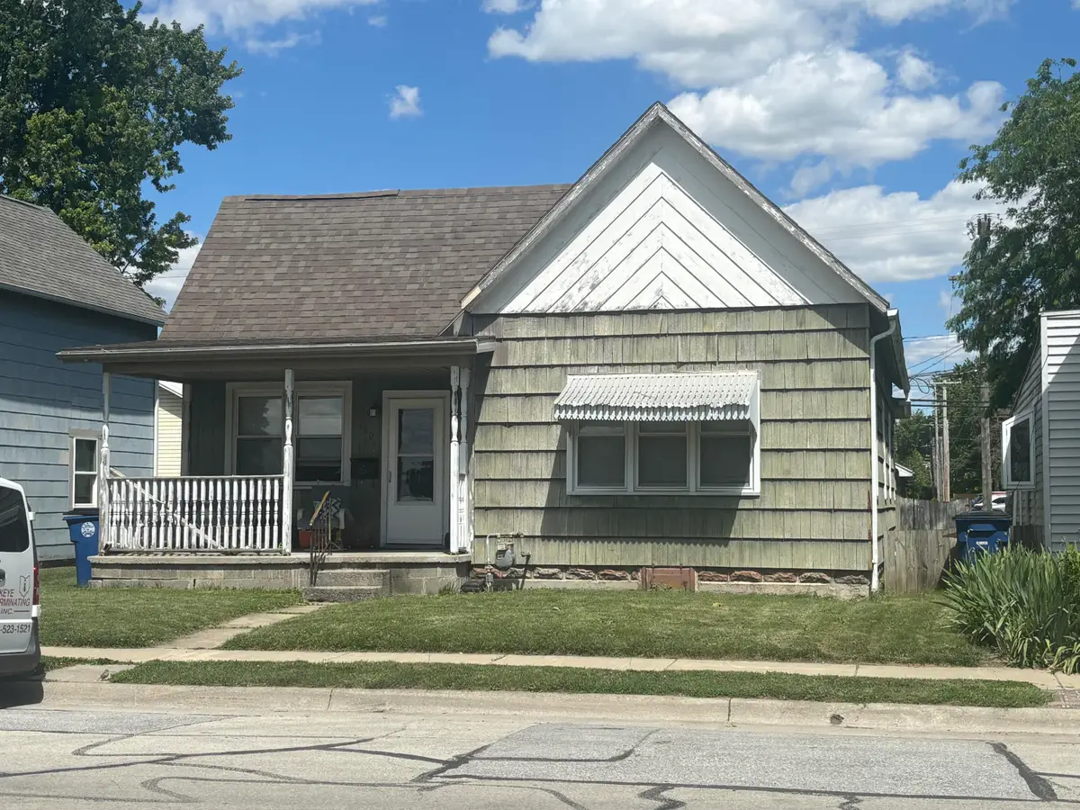 710 S Wayne Street, Saint Marys, OH 45885 - #1
