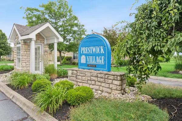 2690 Prestwick Village Circle, Springfield, OH 45503