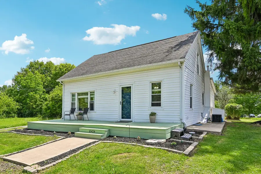 10424 North Street, Middleburg, OH 43336 - #3