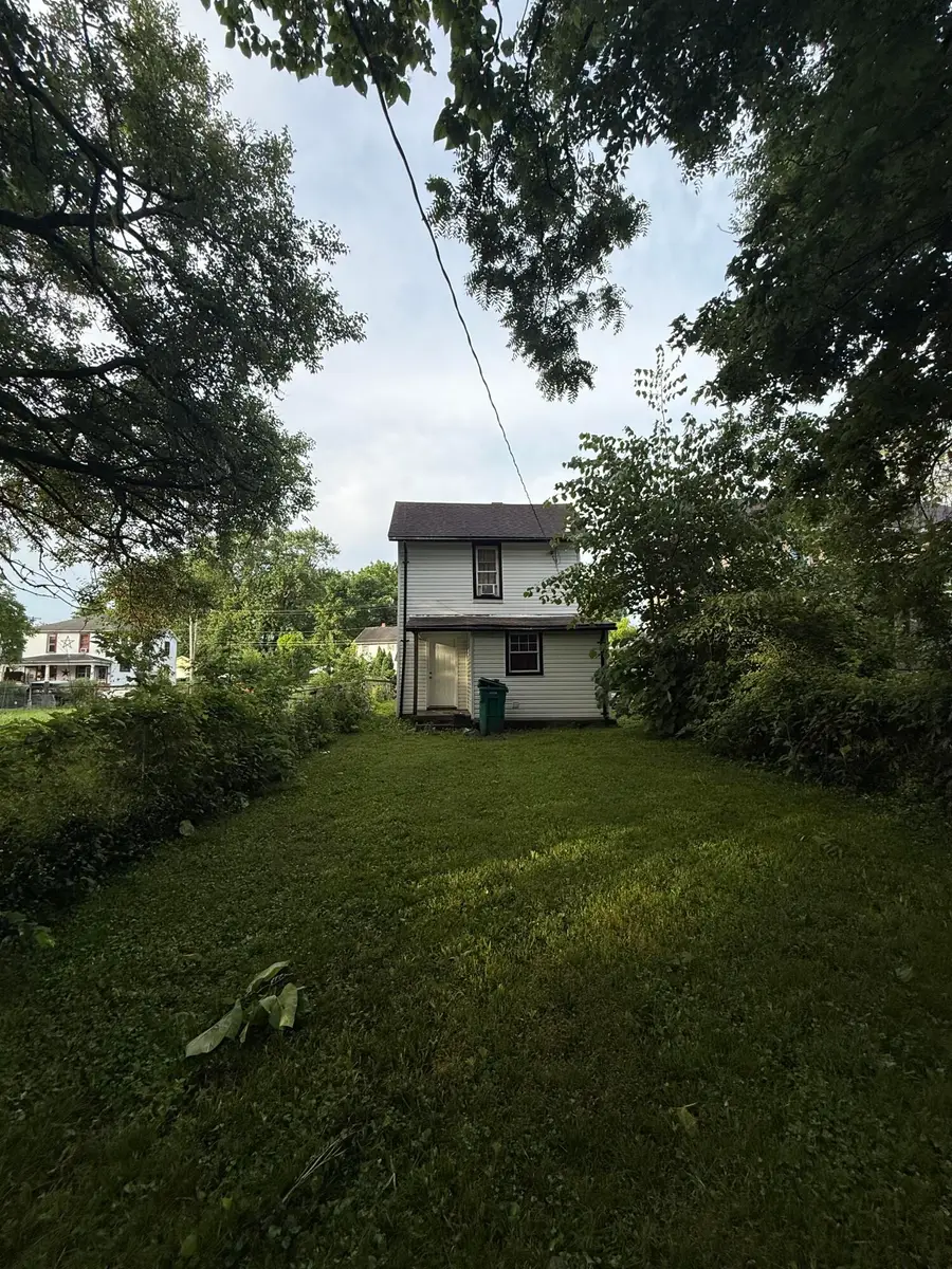 404 Sherman Avenue, Springfield, OH 45503 - #3
