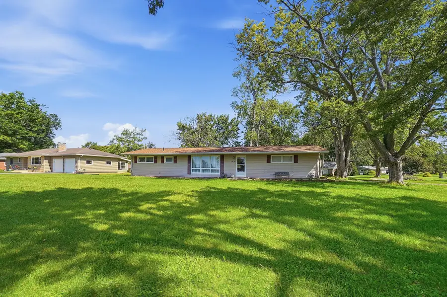 1900 Huntington Drive, Lima, OH 45806 - #2
