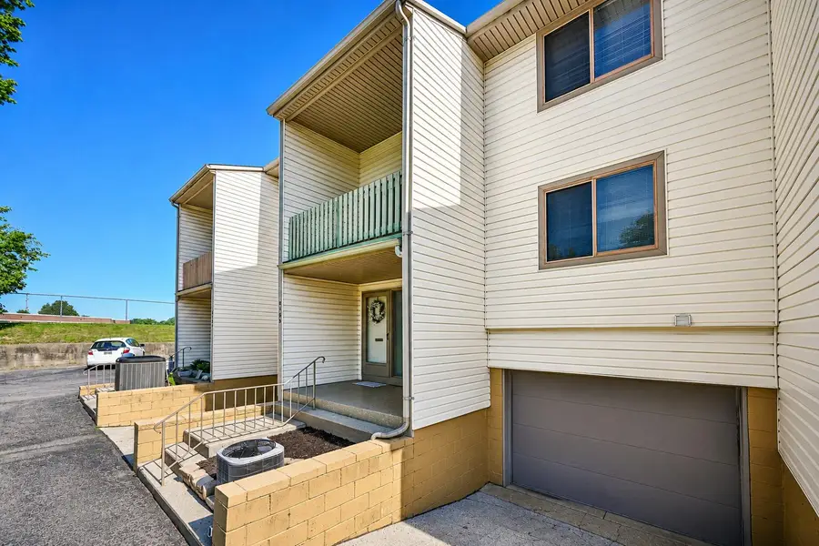2155 Olympic Street, Springfield, OH 45503 - #3