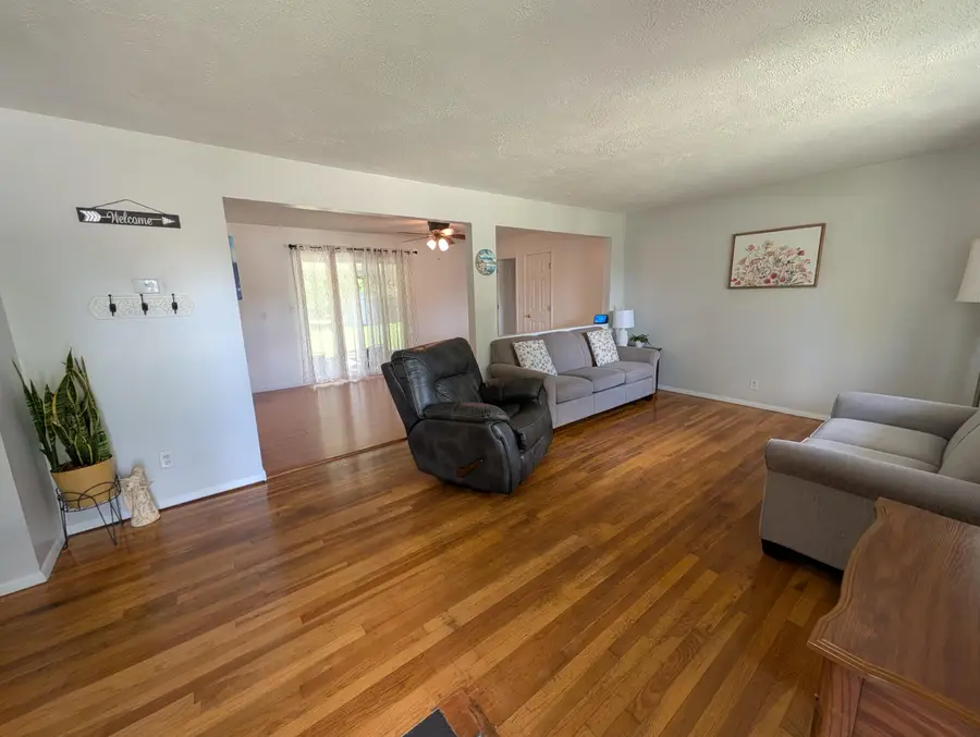 413 Hall Avenue, Sidney, OH 45365 - #3