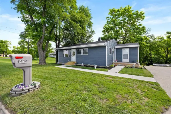 1610 Troy Road, Springfield, OH 45504