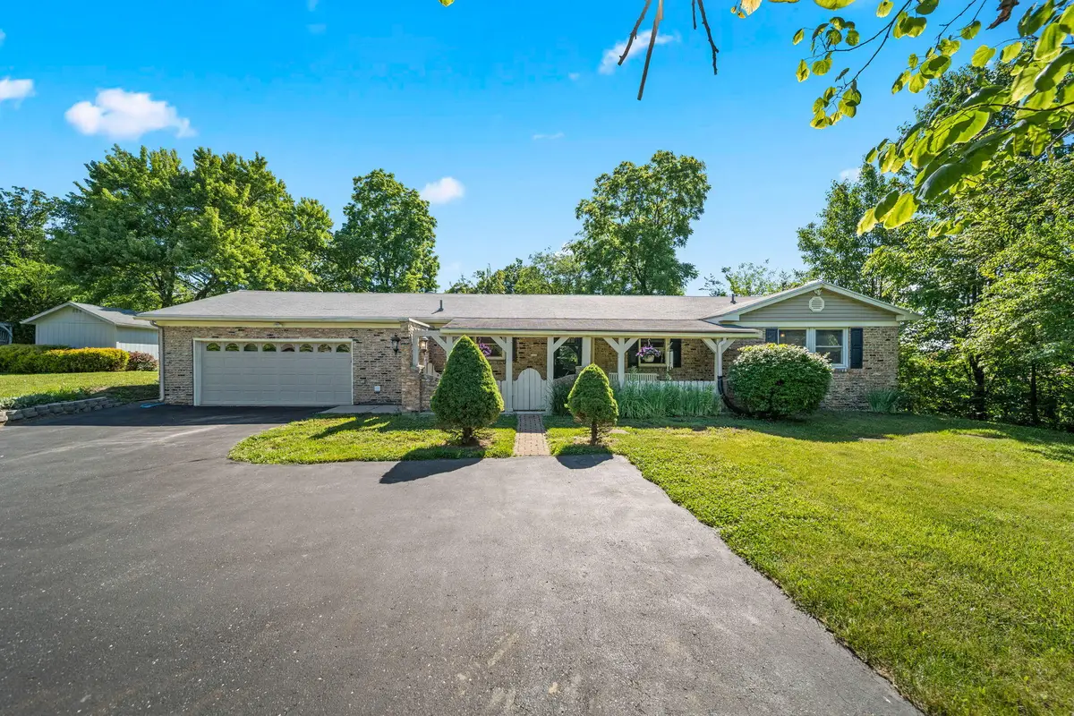 800 White Oak Drive, Springfield, OH 45504 - #1