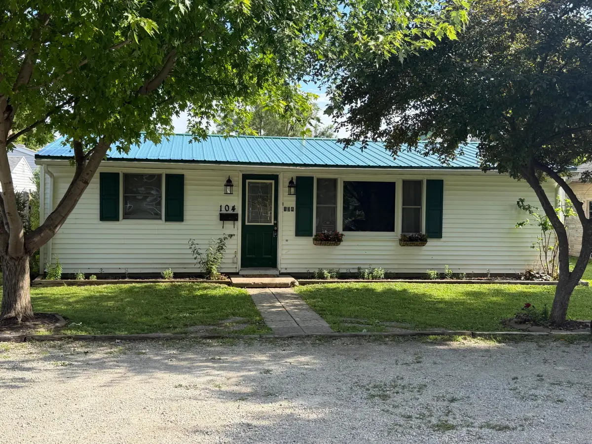 104 2nd Street, Piqua, OH 45356 - #1