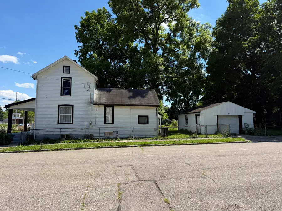 601 S Isabella Street, Springfield, OH 45506 - #3