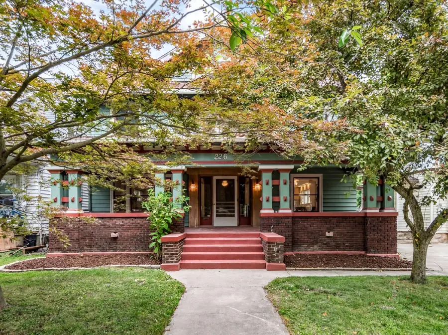 226 E Cassilly Street, Springfield, OH 45503 - #2