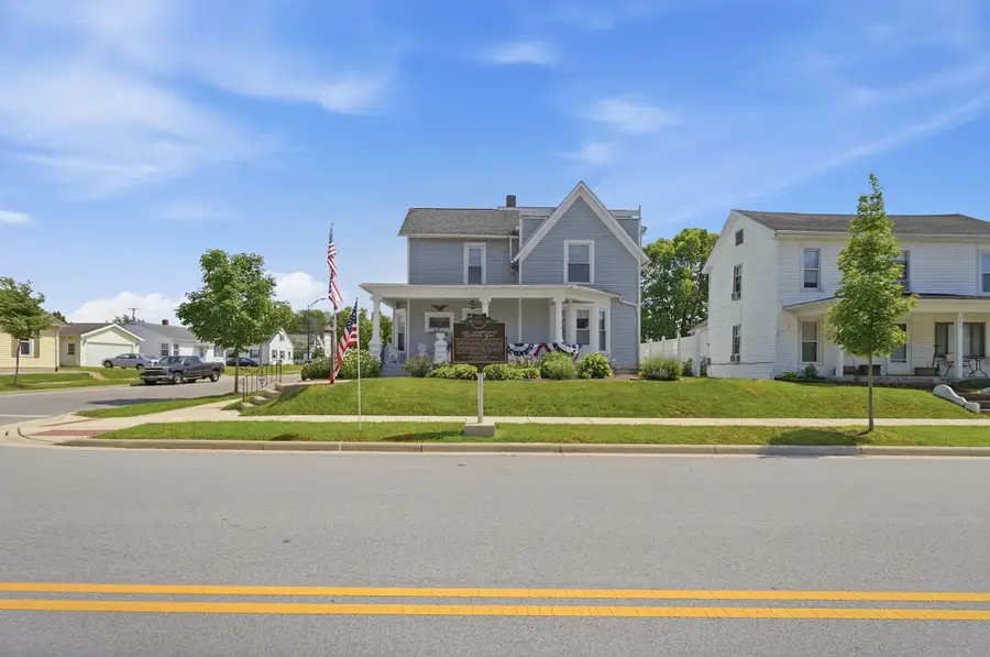 601 W Benton Street, Wapakoneta, OH 45895 - #2