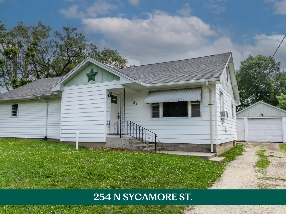 254 N Sycamore Street, Union City, OH 45390 - #1