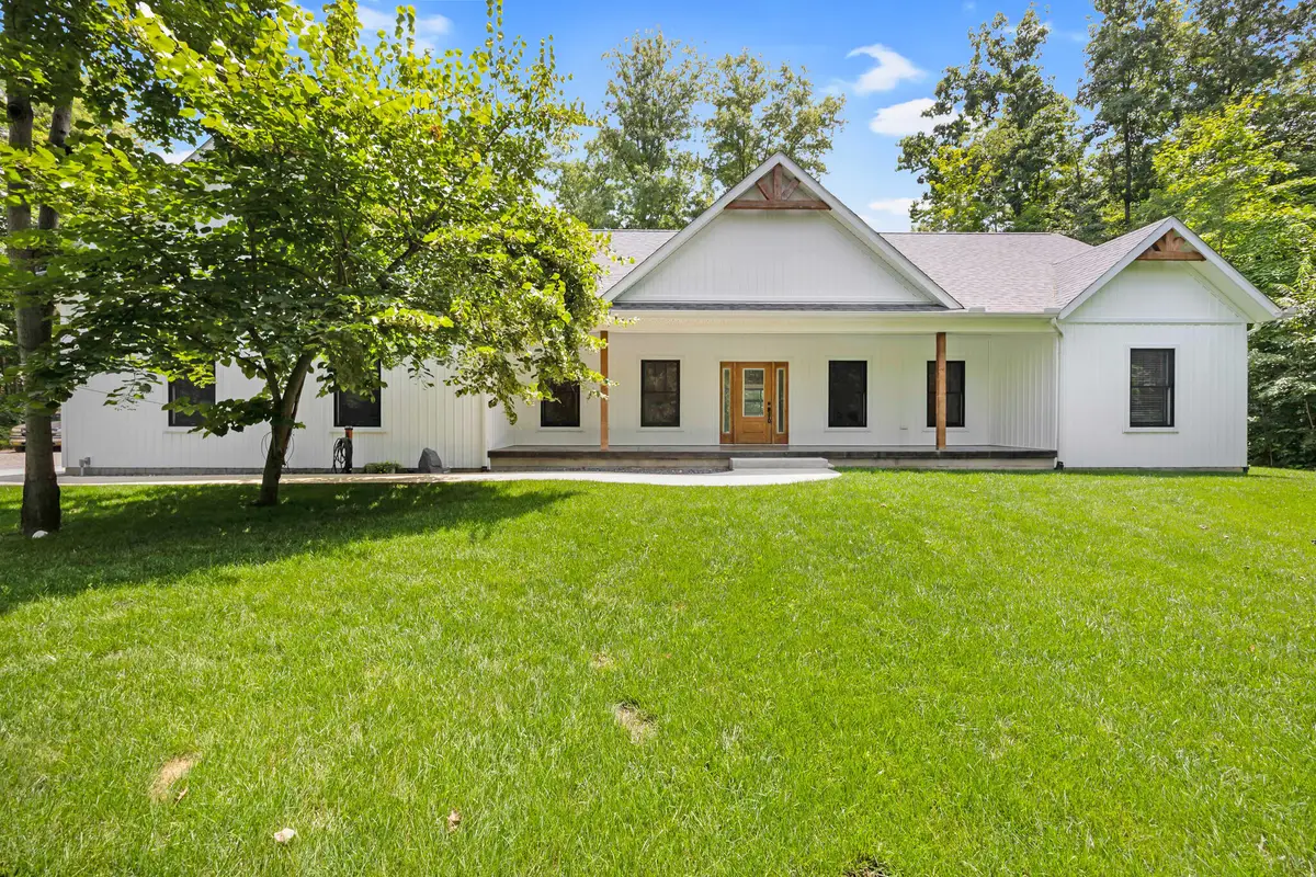 9925 Seneca Drive, Huntsville, OH 43324 - #1