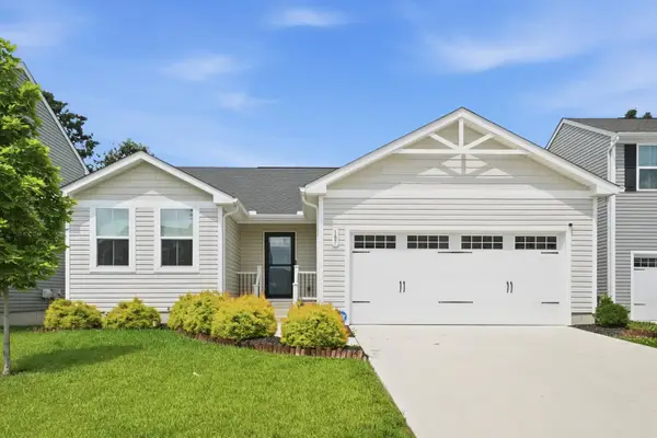 187 Chesapeake Circle, Springfield, OH 45505