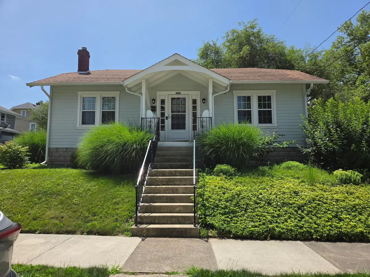 305 W 1st Street, Springfield, OH 45504 - #1