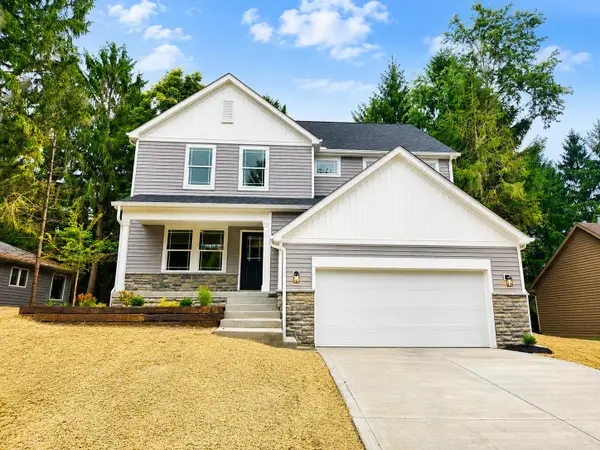 1612 Whispering Pines Lane, Bellefontaine, OH 43311