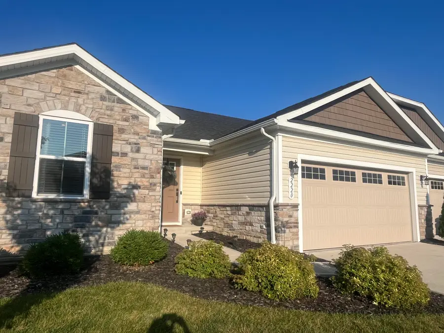 2220 Mcclouds Square, Marysville, OH 43040 - #3
