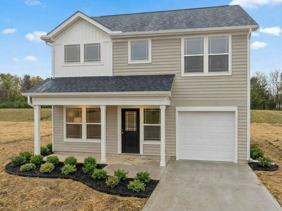 513 E Chillicothe Avenue, Bellefontaine, OH 43311 - #1