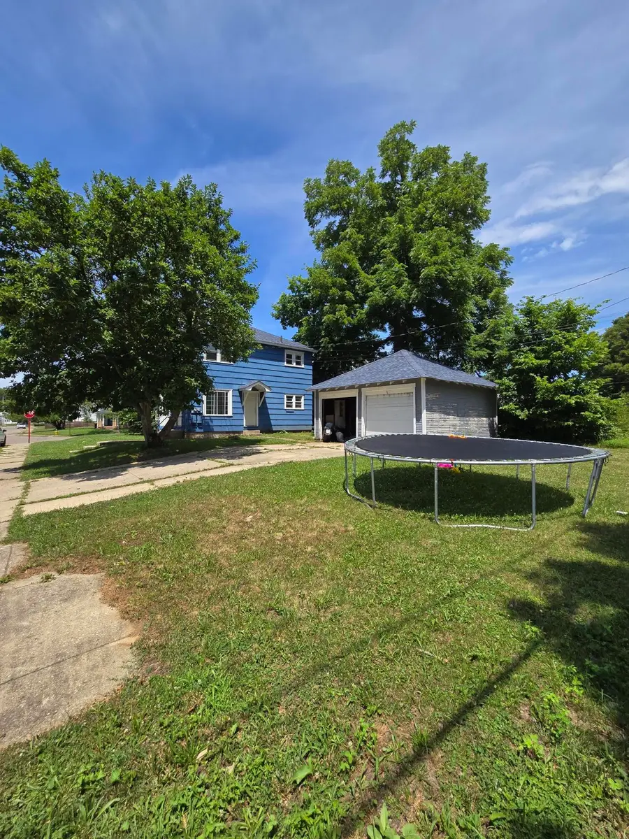 1714 Woodward Avenue, Springfield, OH 45506 - #2