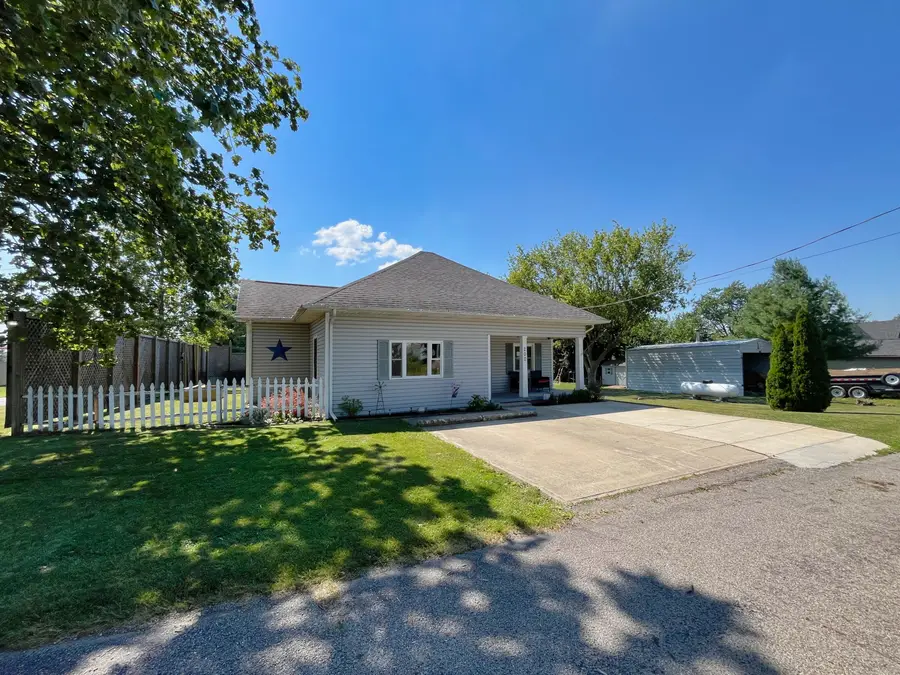 200 S Ohio Street, New Hampshire, OH 45870 - #3