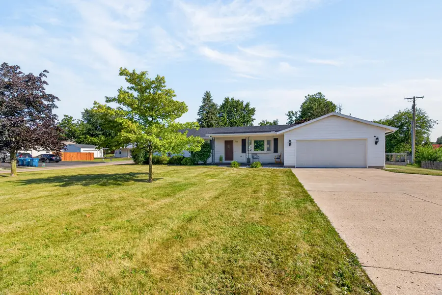105 E Main Street, Anna, OH 45302 - #2